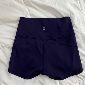 Lululemon Hot Short 4”